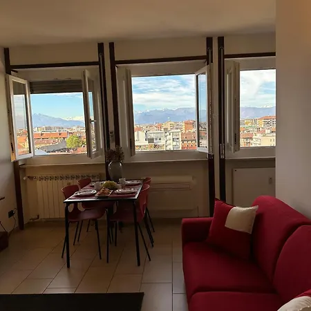 Deluxe- Al Valentino Apartman Torino