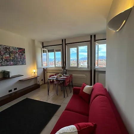 Deluxe- Al Valentino Турин