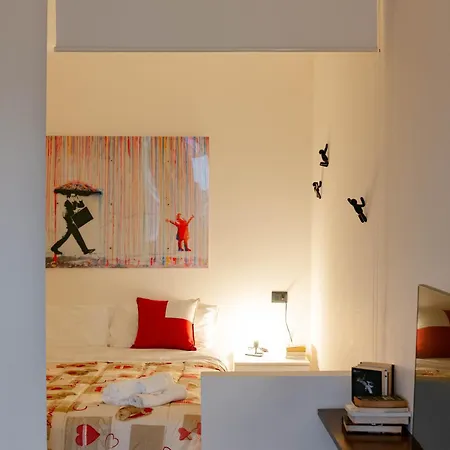 Deluxe- Al Valentino تورينو